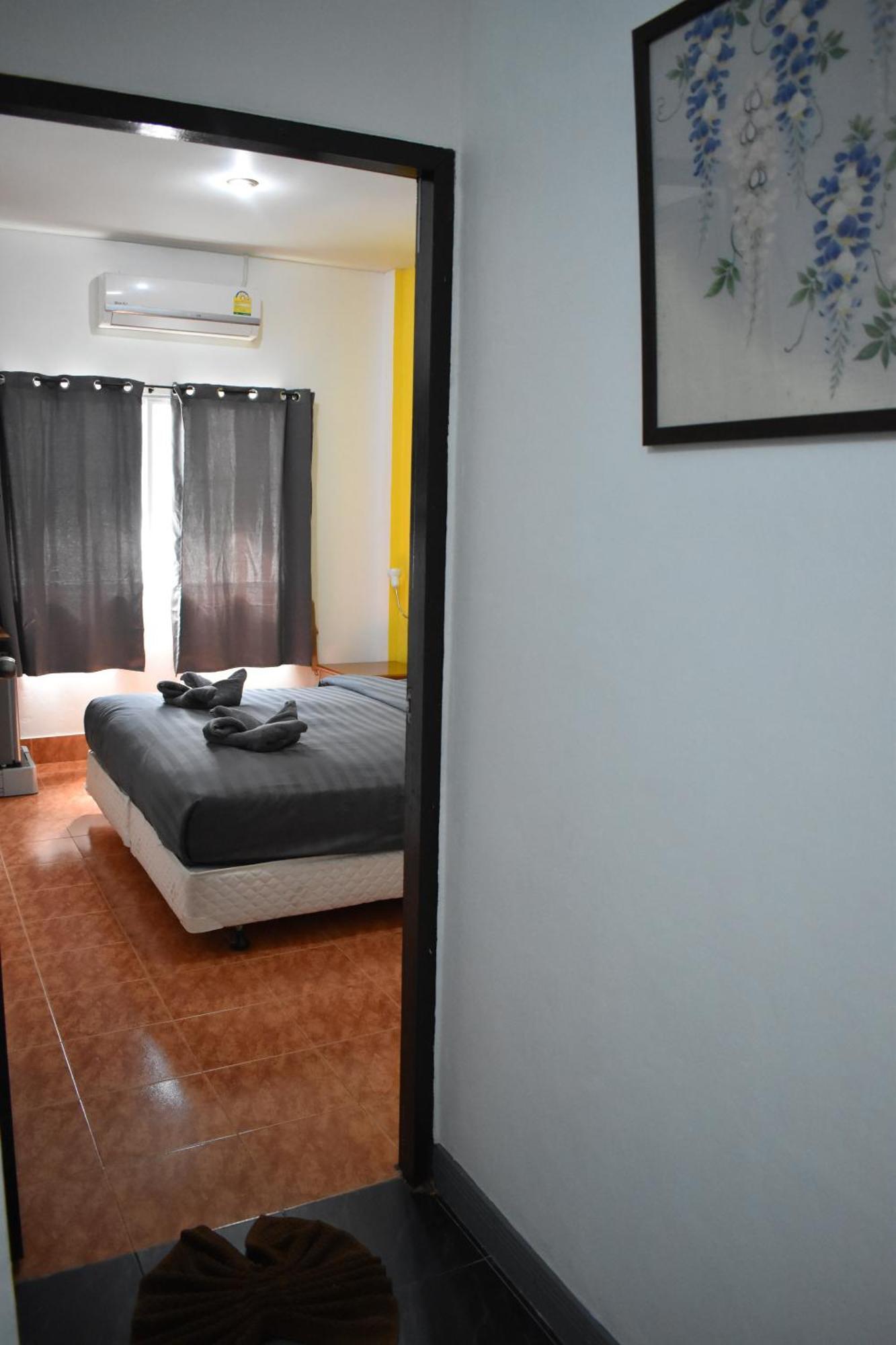 Bed & Breakfast Sala Bua Karon